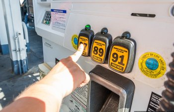 “Bloomberg”: ABŞ-ın benzin ehtiyatları artıb