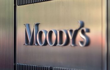 Moody's neftin bir barelini 45-65 dollar səviyyəsində proqnozlaşdırır