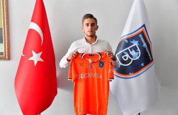 Azərbaycan millisinin futbolçusu “Başakşəhər”lə müqavilə bağlayıb