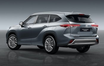 Toyota yeni modelinin adını təqdim edib