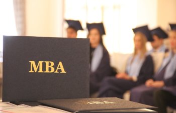 Böyük Britanyanın prestijli universitetinde MBA oxumaq ŞANSI