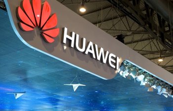 Huawei bu il smartfon istehsalını 2 dəfə azaldacaq