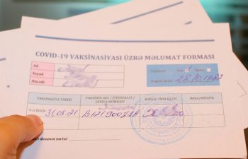 Saxta COVID-19 pasportu verən vəzifəli şəxslər ifşa olunub