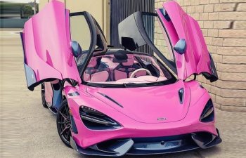 Xüsusi sifarişlə yığılan çəhrayı “McLaren 765LT Spider” sahibinə təhvil verilib