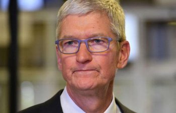 “Apple” şirkətinin baş direktorunun gəlirləri azaldı