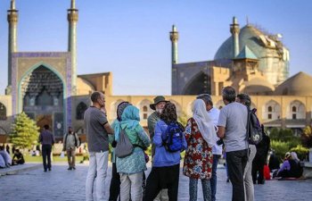 İrana turist axını 40% artıb