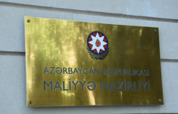 Maliyyə Nazirliyi: Manatın məzənnəsi gələn il də sabit qalacaq