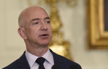 Ceff Bezos 12 milyon Amazon səhmini satıb