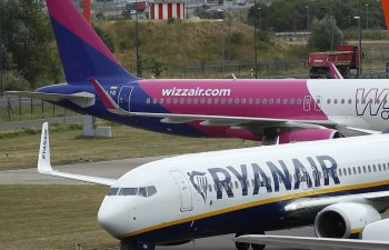 Ryanair və Wizz Air çətin yayla üzləşir: EMEA-da qazanc həftəsi