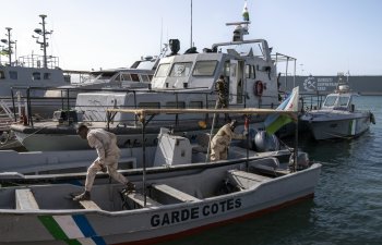 ABŞ Çinə gedən neft tankerini Qırmızı dənizdə Husilərin raketlə vurduğunu bildirib