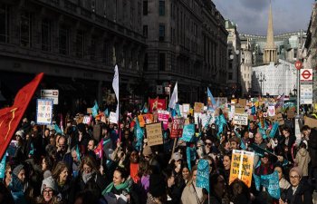 Londonun mərkəzində minlərlə fermer etiraz keçirib